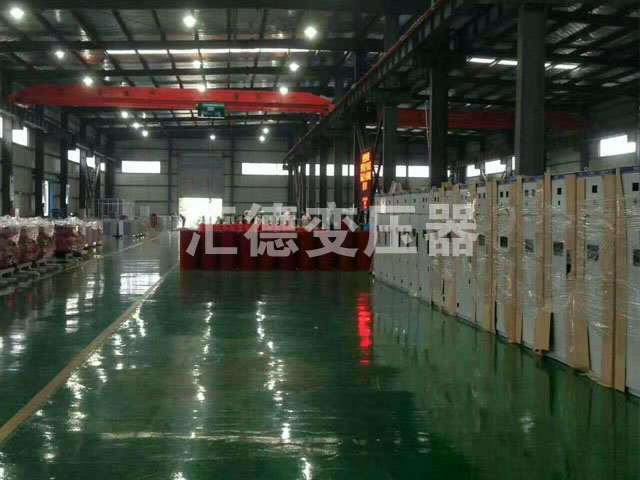 阳泉变压器车间一角